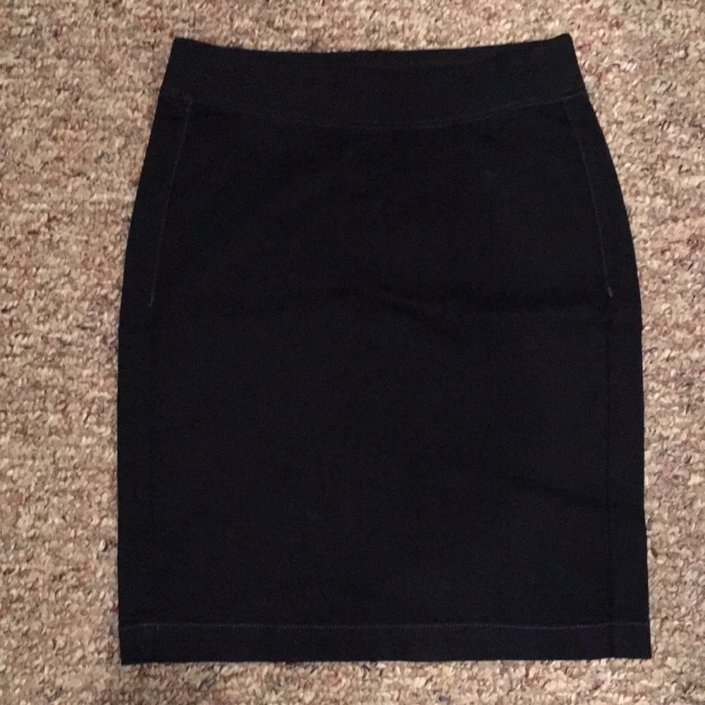 Old Navy pencil skirt